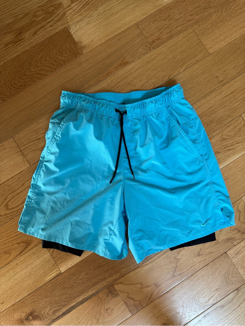 Nike Dri-FIT Unlimited 7” 2-in-1 Shorts Men’s Medium in Light Blue
